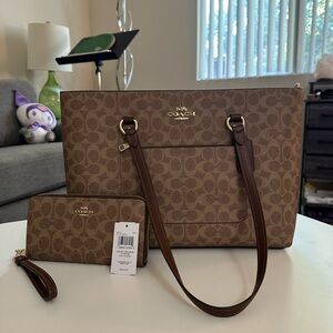 Coach Tan and Brown Signature Tote and Wristlet Set
